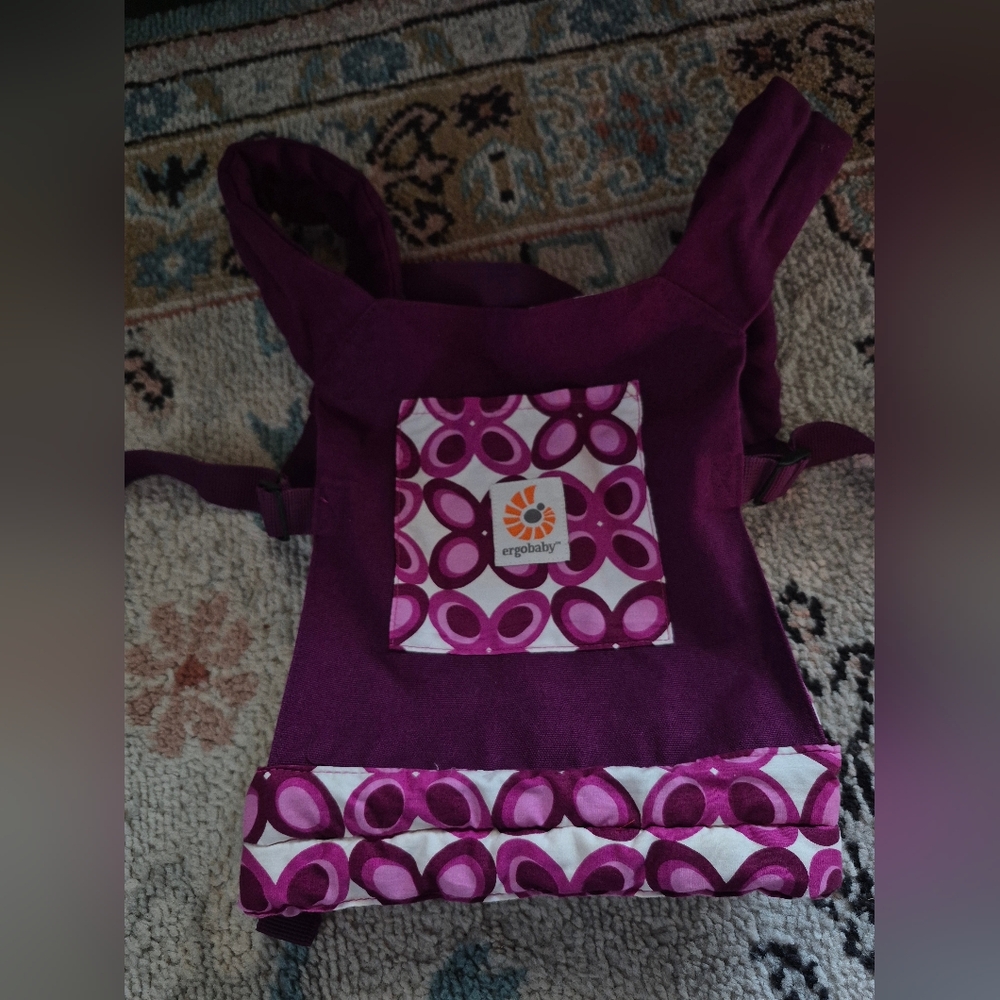 Ergobaby Plum Doll Carrier with Circle Design